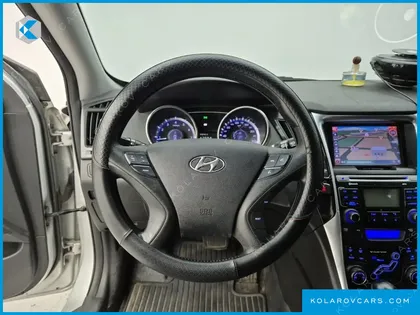 HYUNDAI SONATA LPI TOP