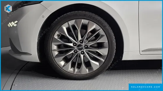 KIA K8 3.5 GASOLINE 4WD