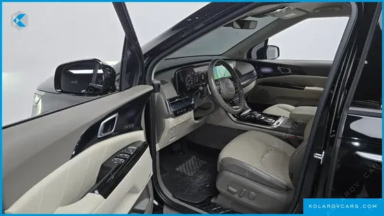 KIA CARNIVAL GASOLINE 9-SEATER HI-LIMOUSINE