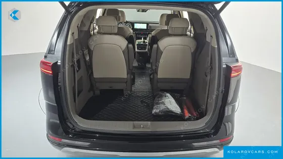 KIA CARNIVAL GASOLINE 9-SEATER HI-LIMOUSINE