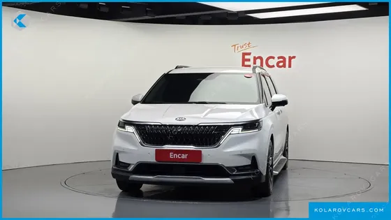 KIA CARNIVAL DIESEL 9-SEATER SIGNATURE