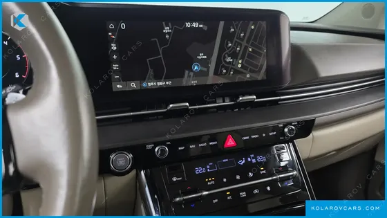 KIA CARNIVAL DIESEL 9-SEATER SIGNATURE
