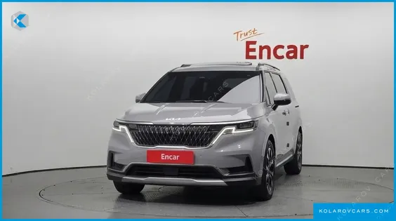 KIA CARNIVAL DIESEL 9-SEATER SIGNATURE