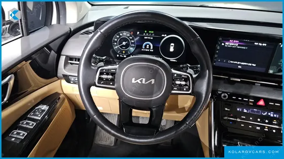 KIA CARNIVAL DIESEL 7-SEATER NOBLESSE