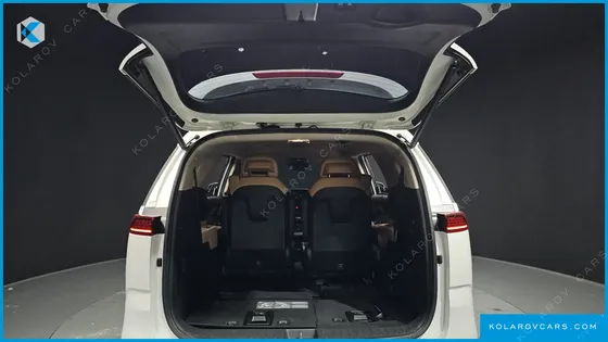 KIA CARNIVAL DIESEL 7-SEATER NOBLESSE