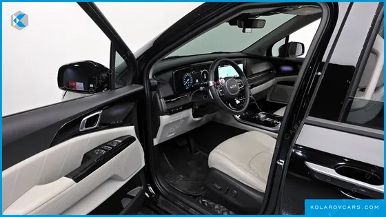 KIA CARNIVAL DIESEL 7-SEATER SIGNATURE