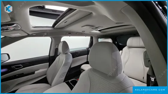 KIA CARNIVAL DIESEL 7-SEATER SIGNATURE