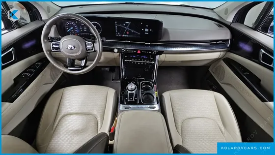 KIA CARNIVAL DIESEL 7-SEATER HI-LIMOUSINE