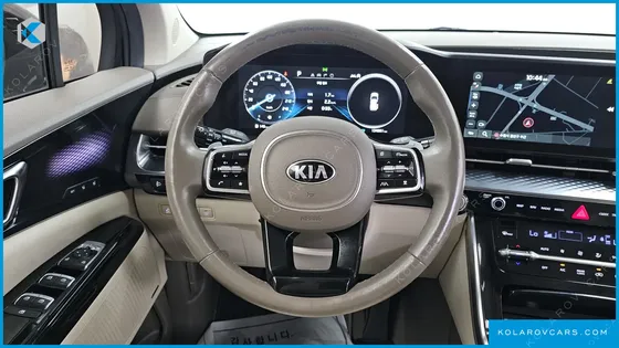 KIA CARNIVAL DIESEL 7-SEATER HI-LIMOUSINE