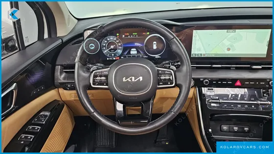 KIA CARNIVAL GASOLINE 9-SEATER SIGNATURE