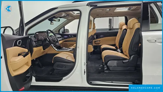 KIA CARNIVAL GASOLINE 9-SEATER SIGNATURE