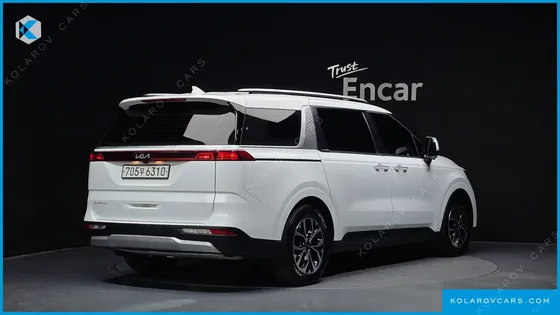 KIA CARNIVAL DIESEL 11-SEATER PRESTIGE