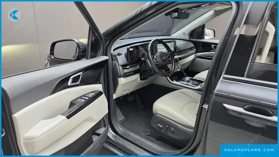 KIA CARNIVAL DIESEL 9-SEATER NOBLESSE
