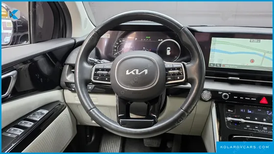 KIA CARNIVAL DIESEL 9-SEATER NOBLESSE