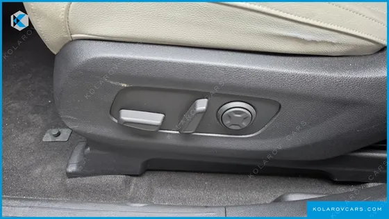 KIA CARNIVAL DIESEL 9-SEATER NOBLESSE
