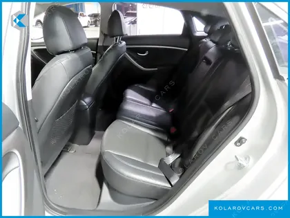 HYUNDAI I30 DIESEL 1.6 VGT UNIQUE
