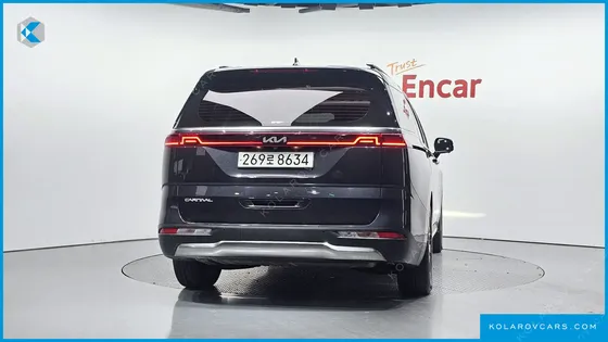 KIA CARNIVAL GASOLINE 9-SEATER SIGNATURE