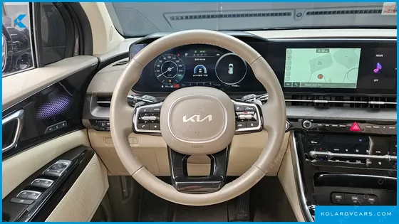 KIA CARNIVAL GASOLINE 9-SEATER SIGNATURE