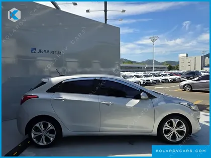 HYUNDAI I30 1.6 GDI UNIQUE