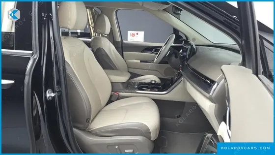 KIA CARNIVAL GASOLINE 9-SEATER HI-LIMOUSINE