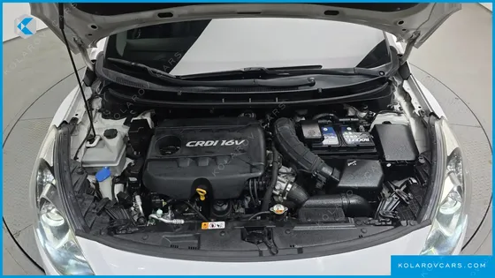 HYUNDAI I30 DIESEL 1.6 VGT PYL