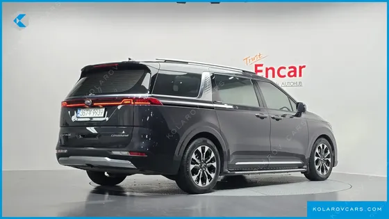 KIA CARNIVAL DIESEL 7-SEATER SIGNATURE