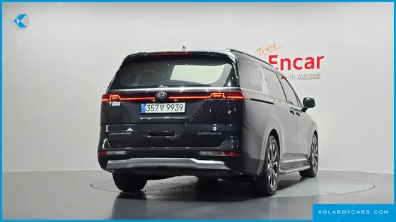 KIA CARNIVAL DIESEL 7-SEATER SIGNATURE