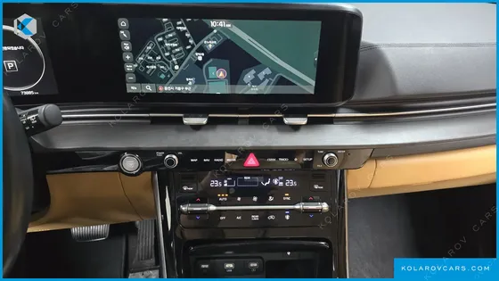 KIA CARNIVAL DIESEL 7-SEATER SIGNATURE