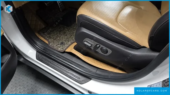KIA CARNIVAL DIESEL 9-SEATER SIGNATURE
