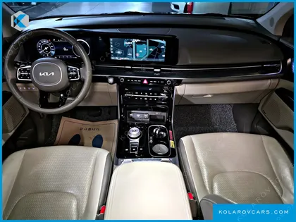 KIA CARNIVAL GASOLINE 7-SEATER HI-LIMOUSINE