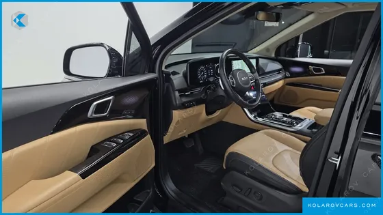 KIA CARNIVAL DIESEL 9-SEATER SIGNATURE