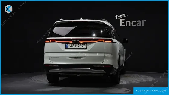 KIA CARNIVAL DIESEL 9-SEATER NOBLESSE