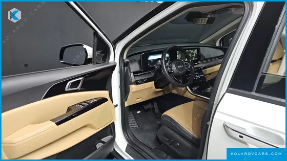 KIA CARNIVAL DIESEL 9-SEATER NOBLESSE