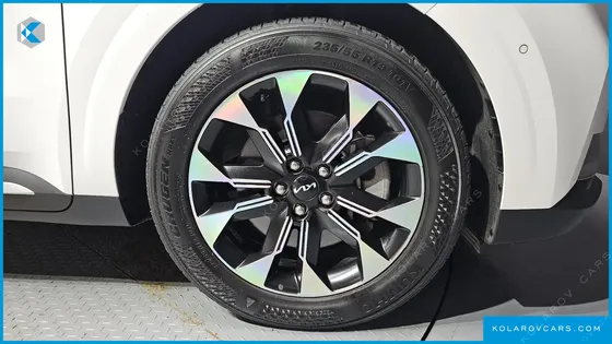 KIA CARNIVAL DIESEL 9-SEATER NOBLESSE