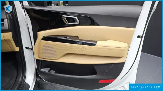 KIA CARNIVAL DIESEL 9-SEATER NOBLESSE