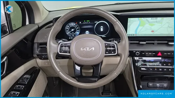 KIA CARNIVAL DIESEL 9-SEATER NOBLESSE