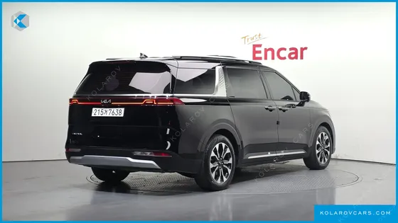 KIA CARNIVAL DIESEL 9-SEATER SIGNATURE