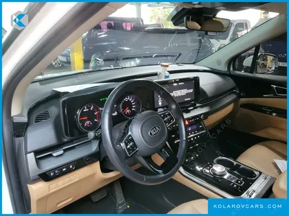 KIA CARNIVAL DIESEL 9-SEATER NOBLESSE