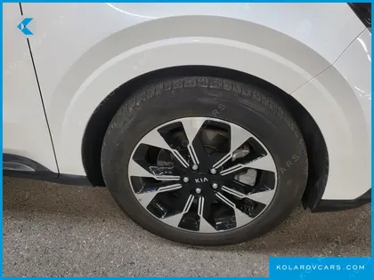 KIA CARNIVAL DIESEL 9-SEATER NOBLESSE