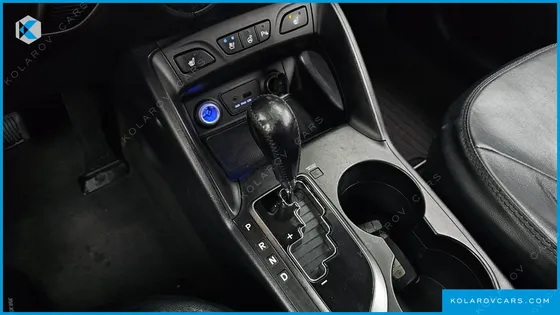 HYUNDAI TUCSON DIESEL 2WD LMX20