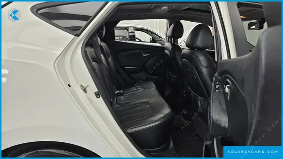 HYUNDAI TUCSON DIESEL 2WD LMX20