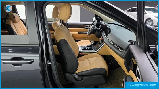 KIA CARNIVAL DIESEL 9-SEATER PRESTIGE