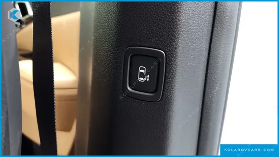 KIA CARNIVAL DIESEL 7-SEATER SIGNATURE