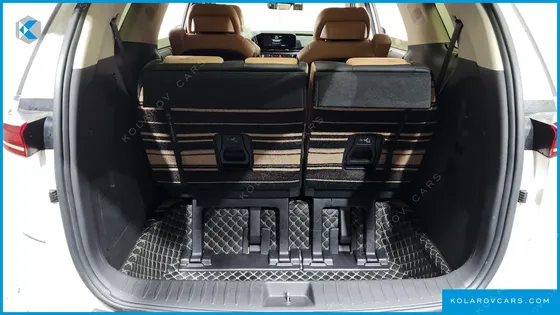 KIA CARNIVAL DIESEL 7-SEATER SIGNATURE