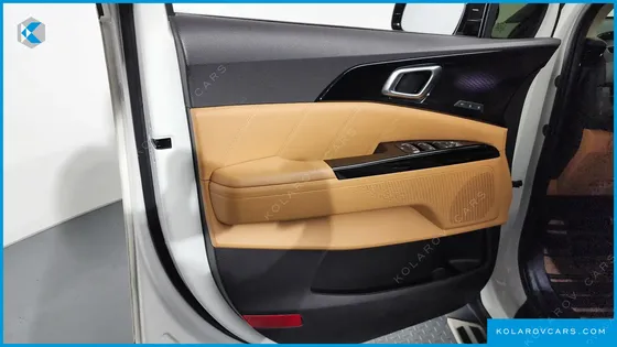 KIA CARNIVAL DIESEL 7-SEATER SIGNATURE
