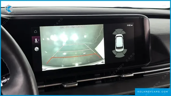 KIA CARNIVAL DIESEL 9-SEATER SIGNATURE