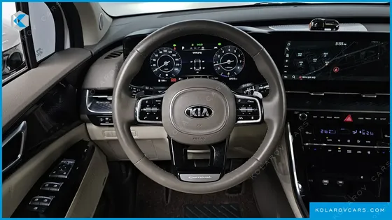 KIA CARNIVAL GASOLINE 7-SEATER HI-LIMOUSINE