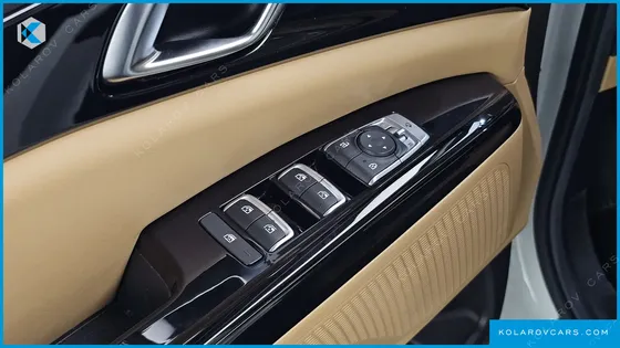 KIA CARNIVAL DIESEL 9-SEATER NOBLESSE