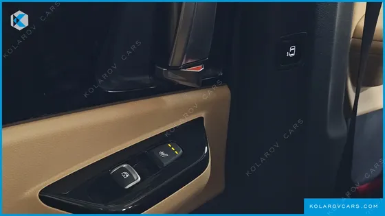 KIA CARNIVAL DIESEL 9-SEATER NOBLESSE