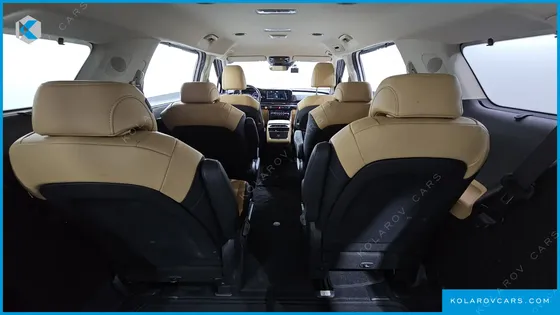KIA CARNIVAL DIESEL 9-SEATER NOBLESSE